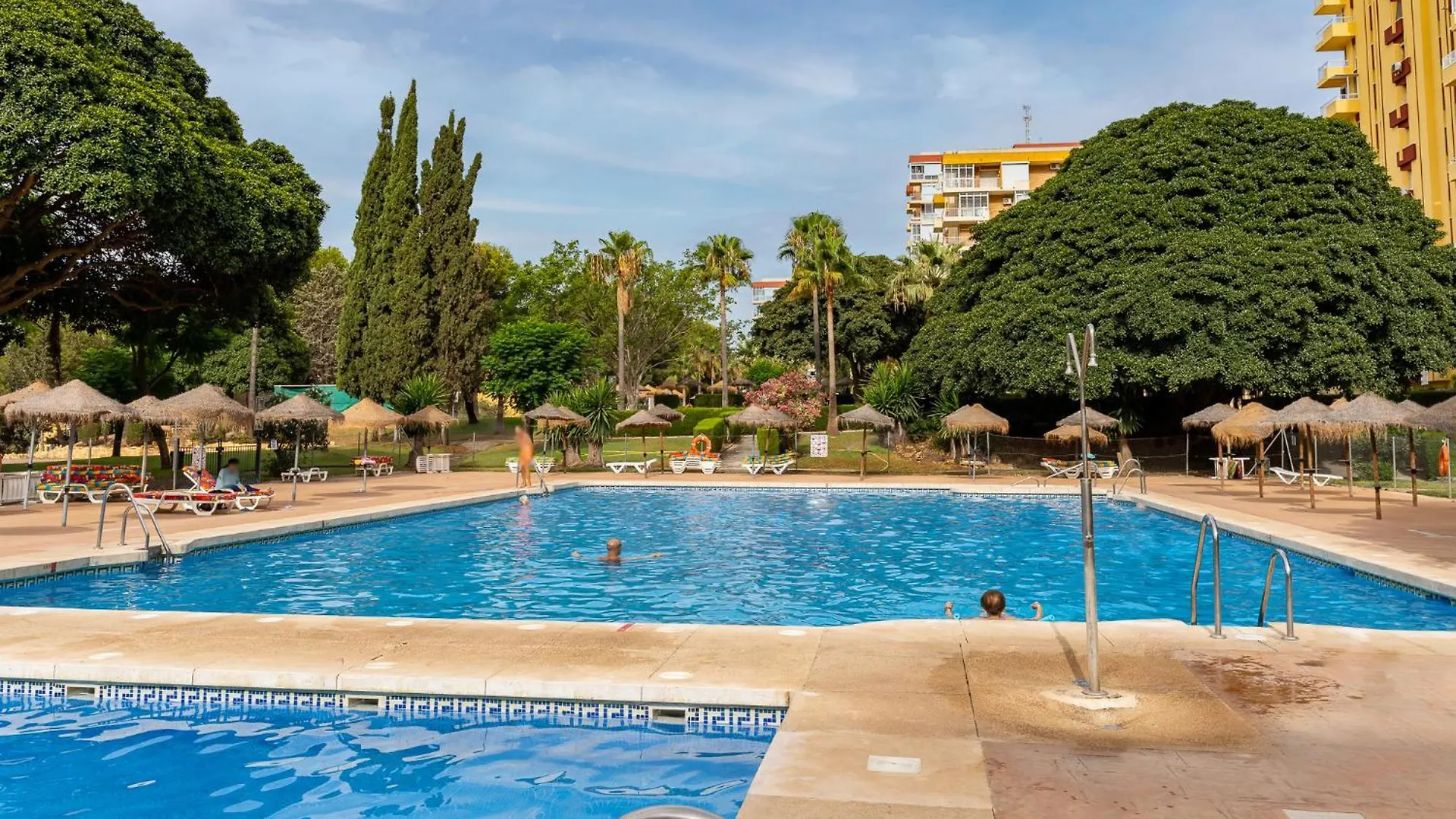 Apartamento Blonzu Angola Benalmádena 0*,
